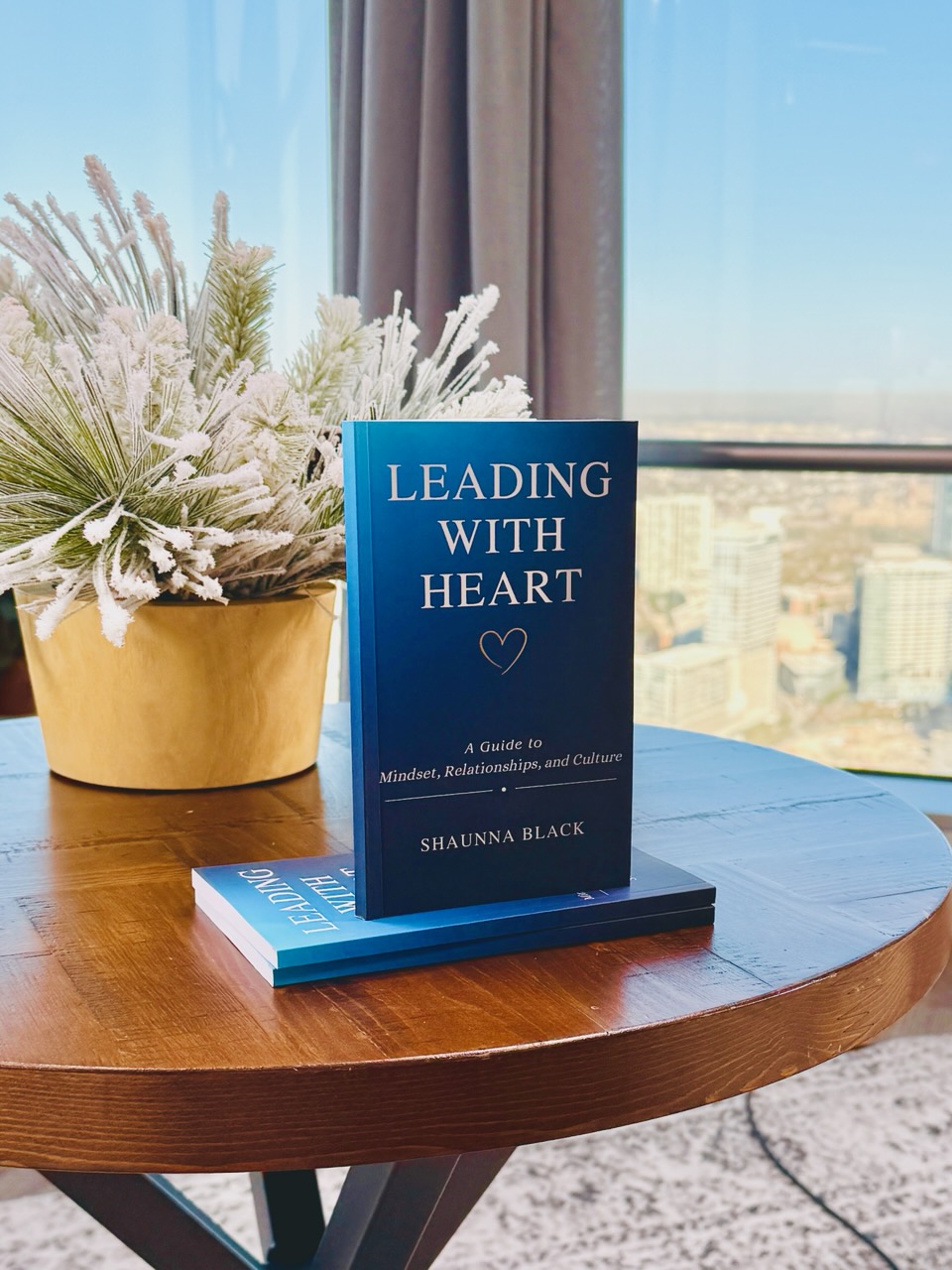 Cover of Leading with Heart by Shaunna Black
